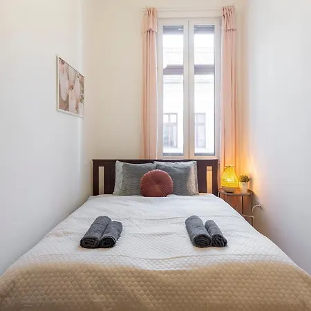 Apartment Gozdsu Downtown Cozy Vibe By Azg *